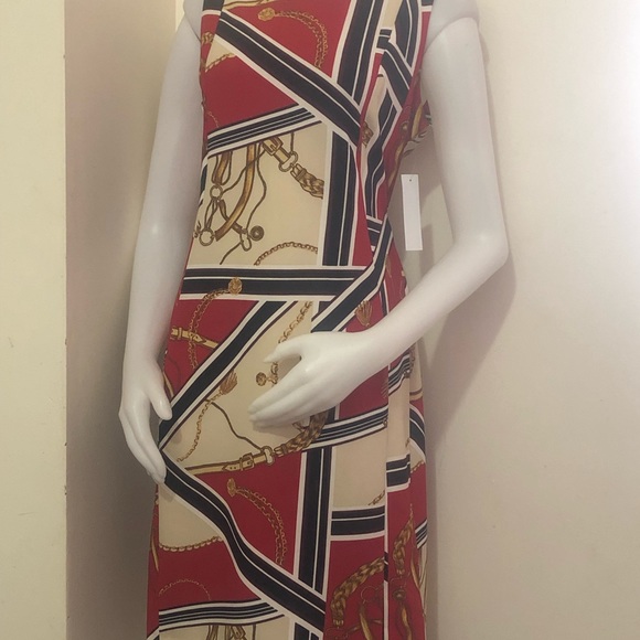 Sleeveless smart multi color patterned dress. - Picture 7 of 8